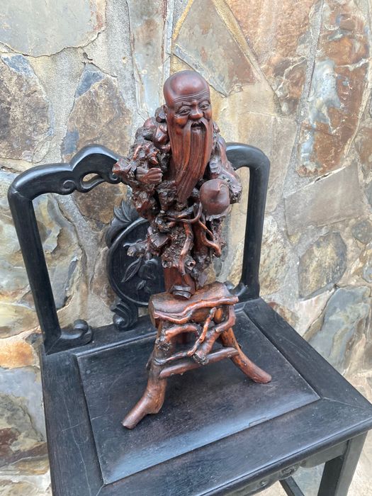 Escultura Divindade Tamarindo China séc XIX 51 cm