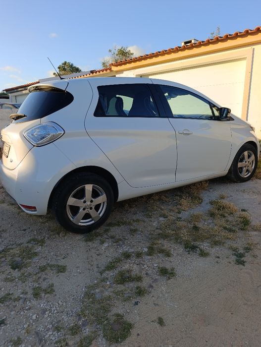 Renault ZOE 2014 | 100% Elétrico | Bateria Própria