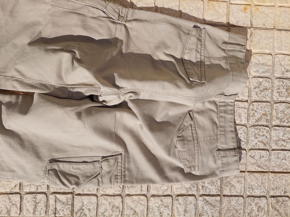 Calças com bolsos 12/13 anos