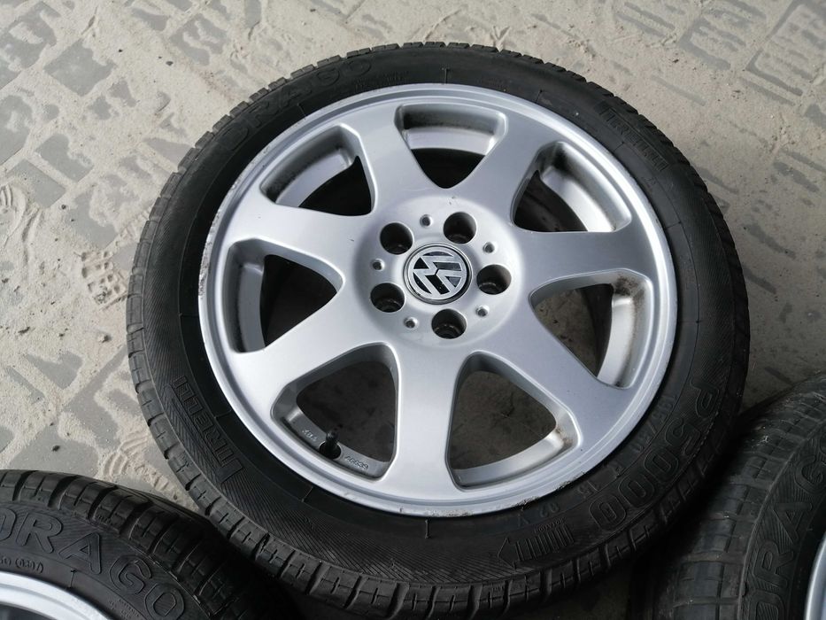 Felgi alu VOLKSWAGEN 15 cali  ENZO plus opony