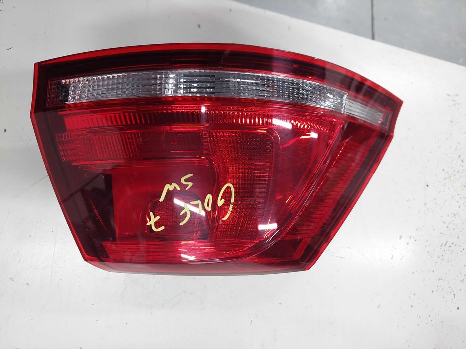 farolim traz esq vw golf 7 sw