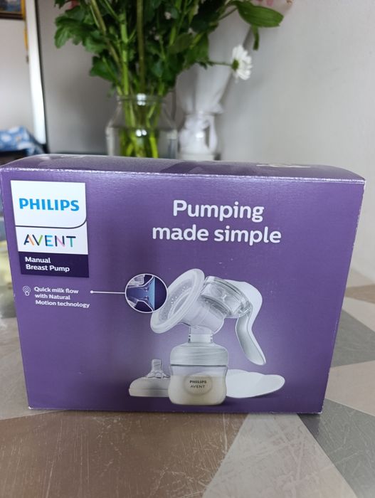 Ручний молоковідсмоктувач з пляшечкою AVENT (SCF430/10)

3