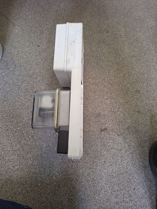 Rozdzielnia elektryczna skrzynka licznik 230V