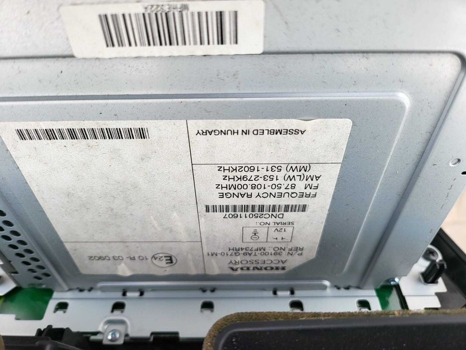 Radio CD + panel kratki nawiewy Honda Civic  9 IX 15- HB