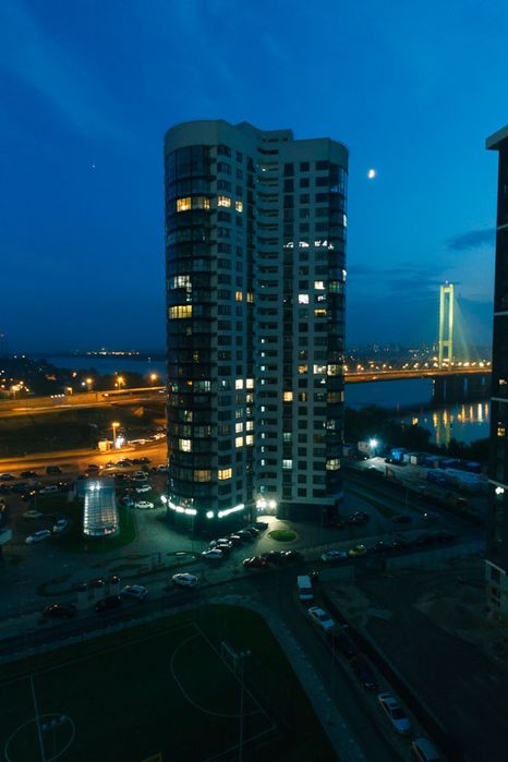 Фантастичний вид на Дніпро. ЖК Зарічний. 2к квартира подобово.