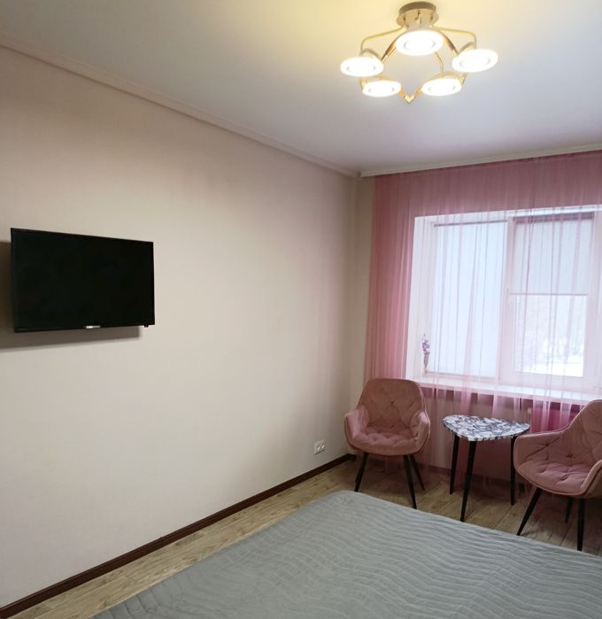 Подобово двокімнатна квартира