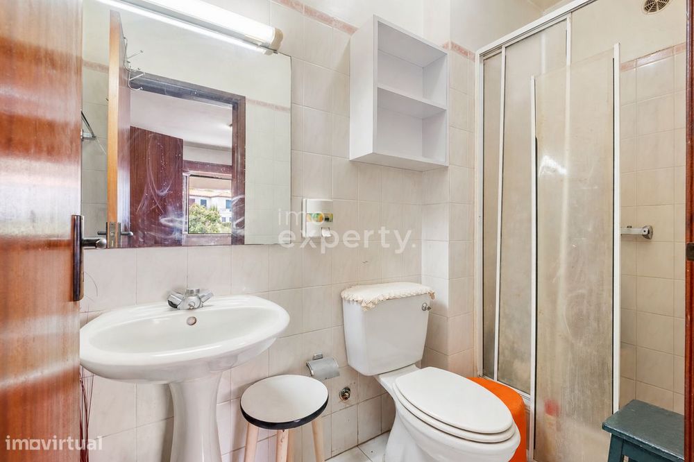 T2 com Vista Porto do Funchal no Último Piso | Conde de Carvalhal, Mad