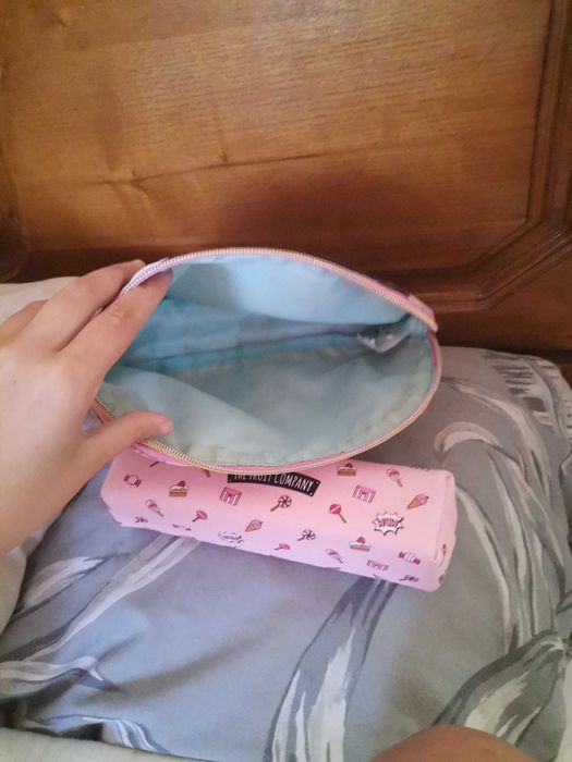 2 porta lápis nunca usados