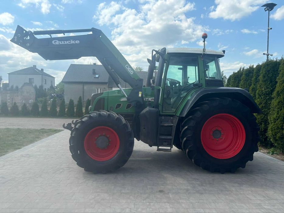 Fendt 714 z ładowaczem 2009 rok