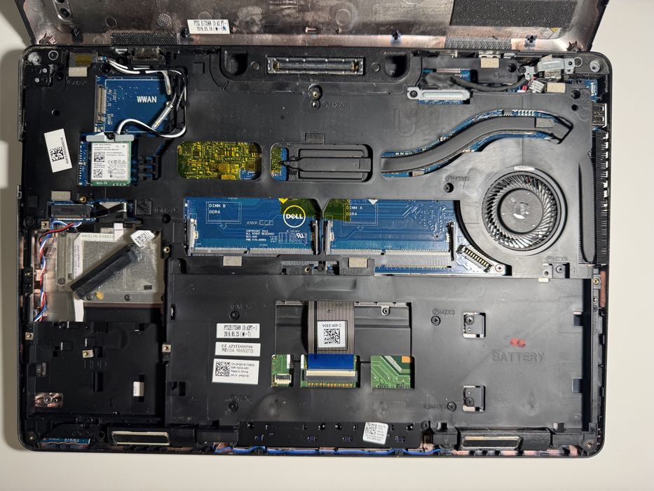 Розбірка запчастини Dell E5540 E5470 E5450 матриця екран коавіатура