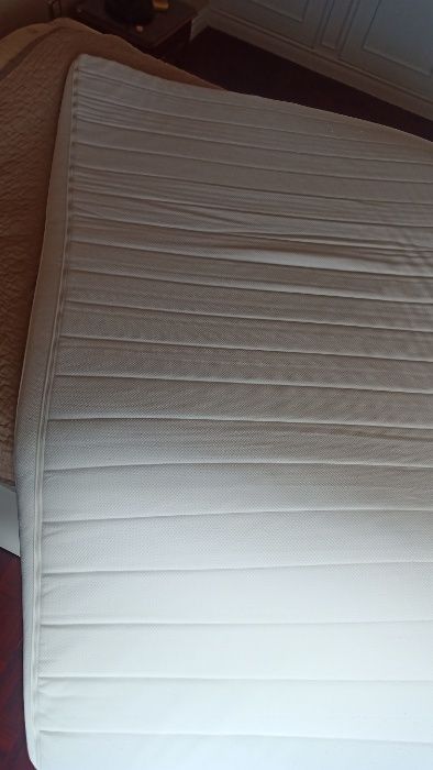 SobreColchão Branco SULTAN (custou 190 no iKea)