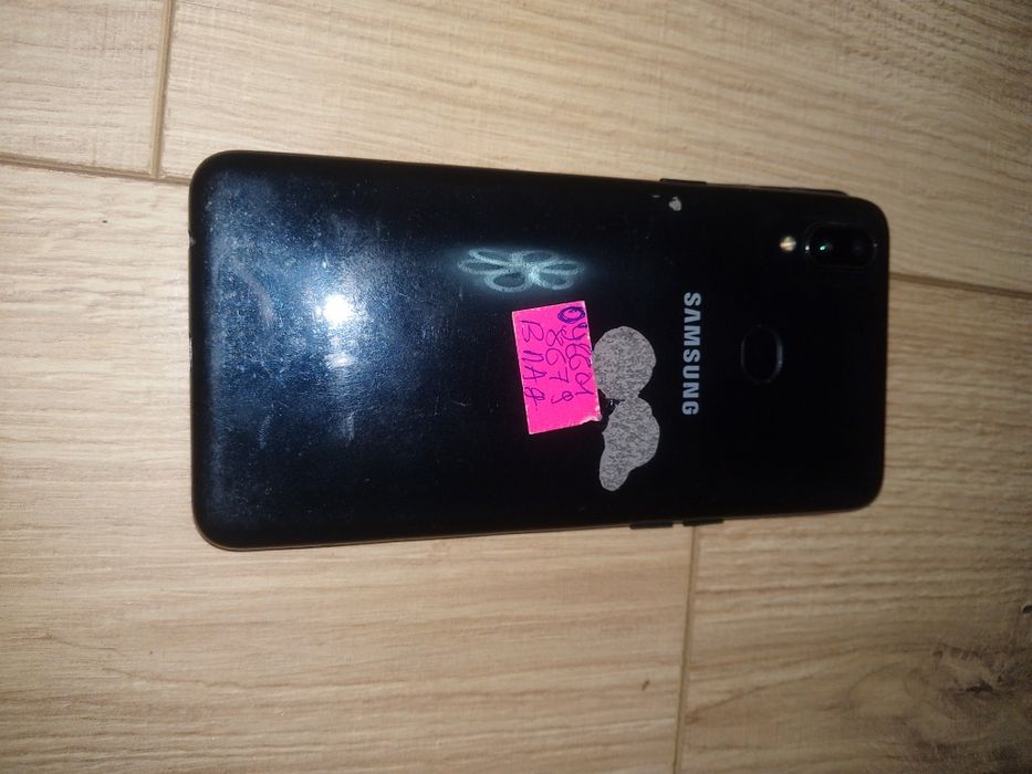 Продам телефоны на запчасти