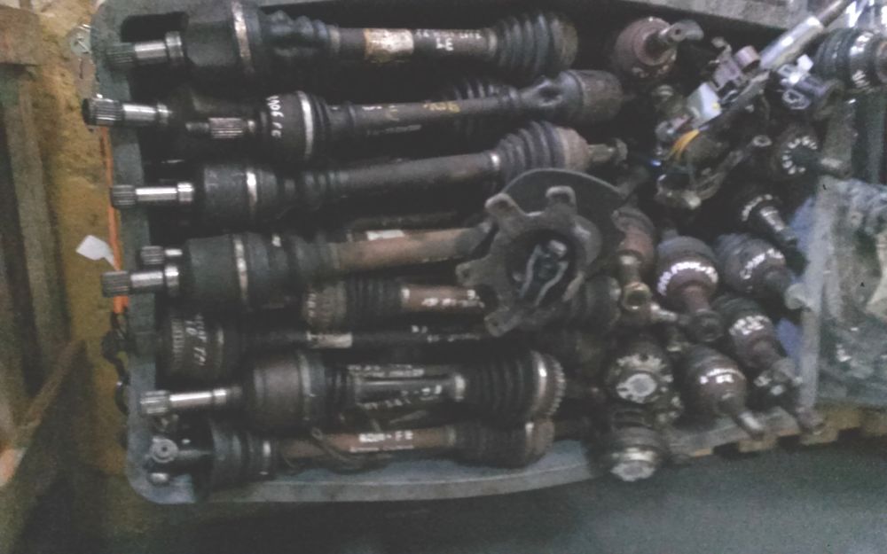 Lote de 130 veios de transmissão auto para desocupar