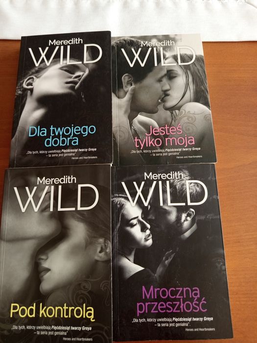 Mroczna przeszłość książka