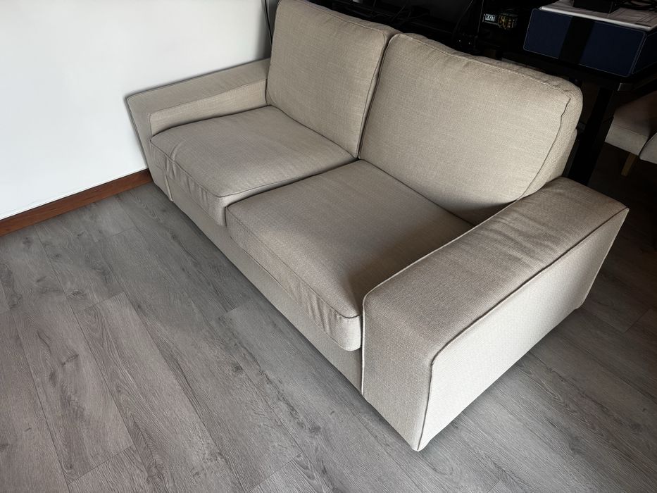 Sofa kivik 2 lugares - Bege - como novo
