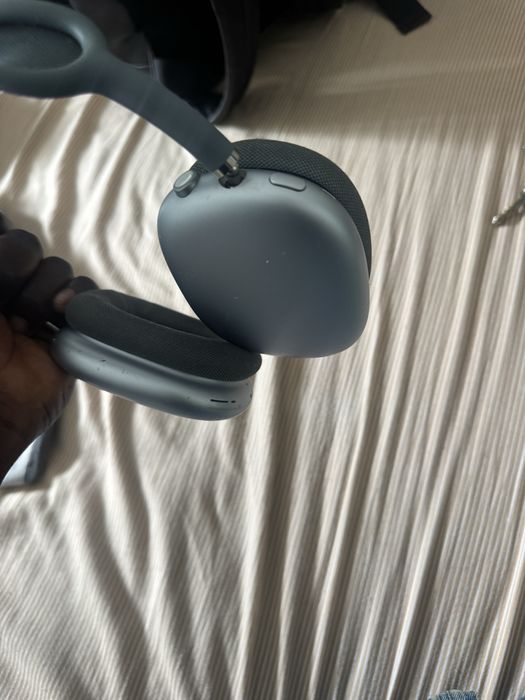 Airpods pro max apple