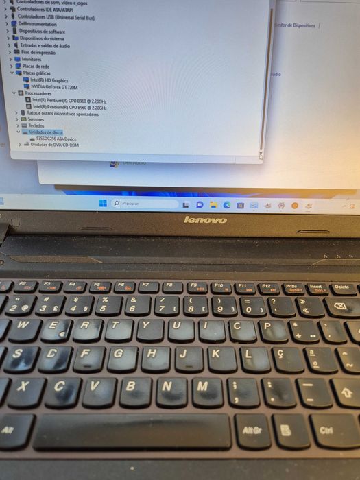 Lenovo B590 processador intel B960 2,2ghz