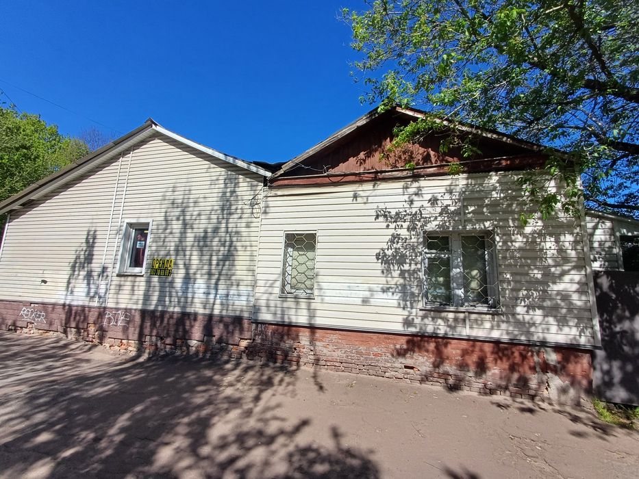 Оренда фасадного приміщення по вул Мазепи 7.  Центр. Світло є завжди.