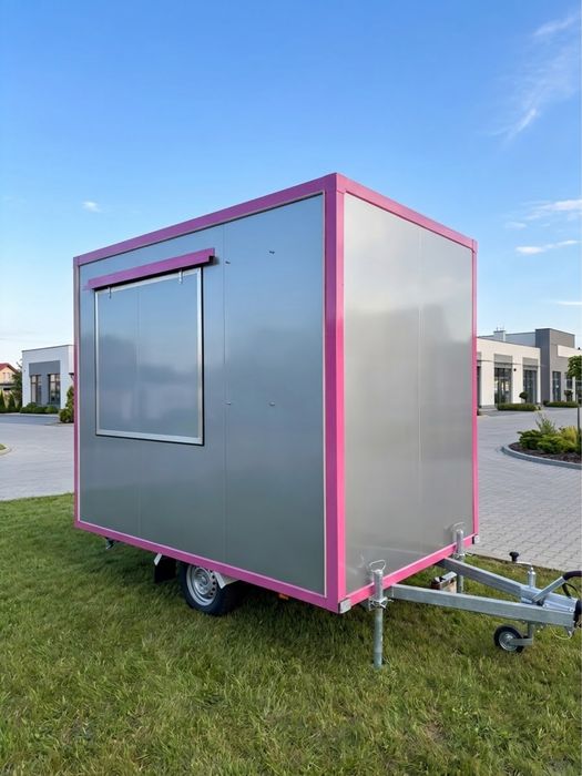 Nowa przyczepa gastronomiczna Foodtruck