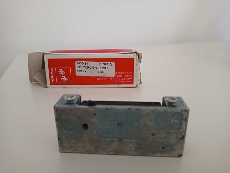 Elektrozaczep effeff 19AE