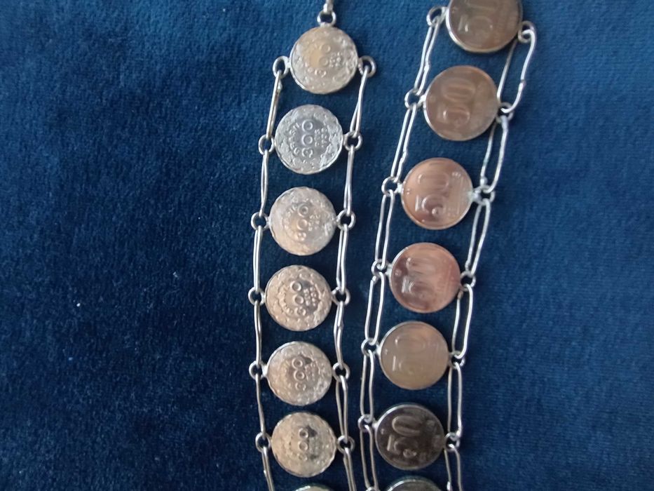 Pulseira de moedas