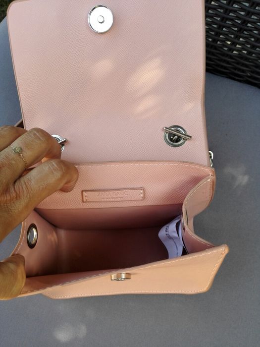 Zara mala kopertowka pudrowy roz