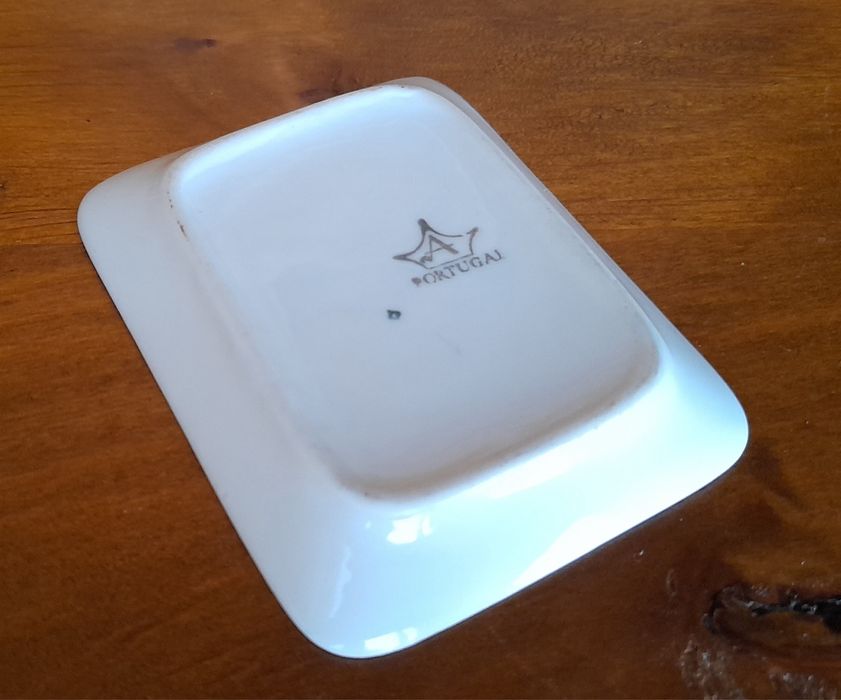 Taça aneleira porcelana Artibus Monograma C