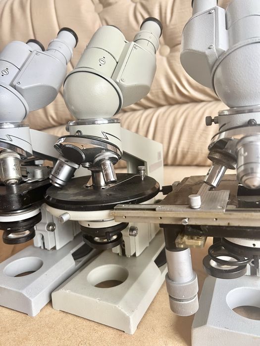 Мікроскоп Д11 з Припаратоводієм та інші Мікріки !