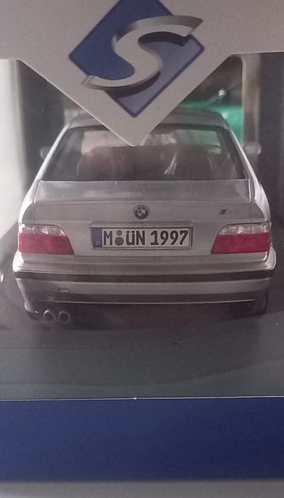 Bmw e36 m3 coupe solido 1:18