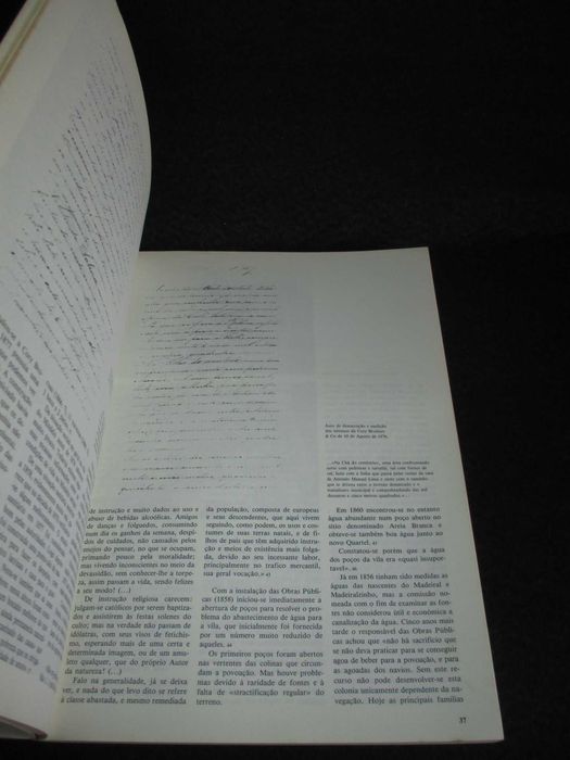 Livro Linhas Gerais da História Desenvolvimento Urbano Cidade Mindelo