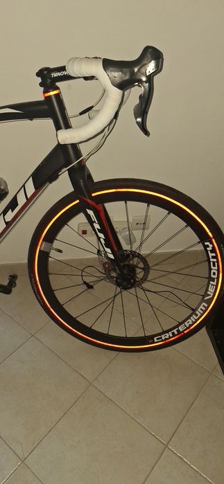 Bicicleta de estrada Fuji Sportif 1.3 Disc