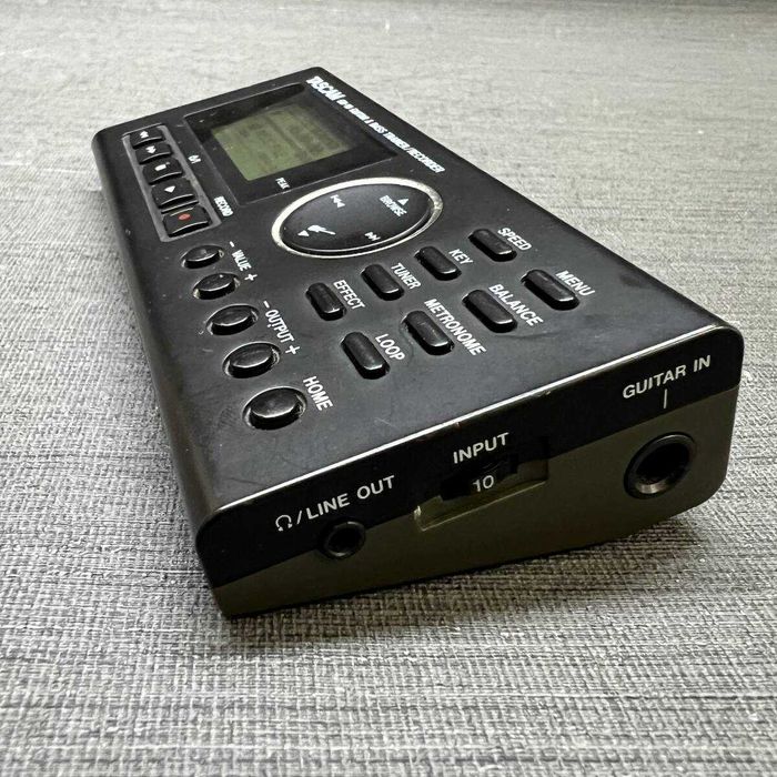 Универсальный гитарный бас рекордер tascam gb-10