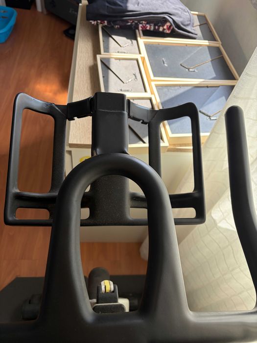 -Só esta semana 390€- Bicicleta de Spinning Technogym Profissional