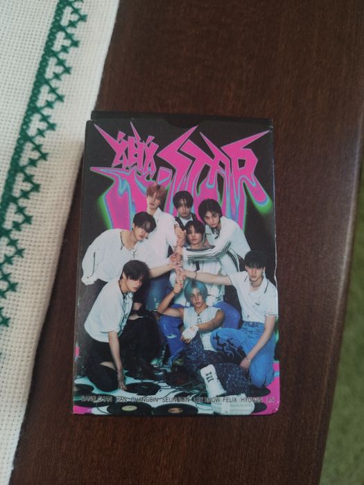 продам картки Stray kids/ k-pop