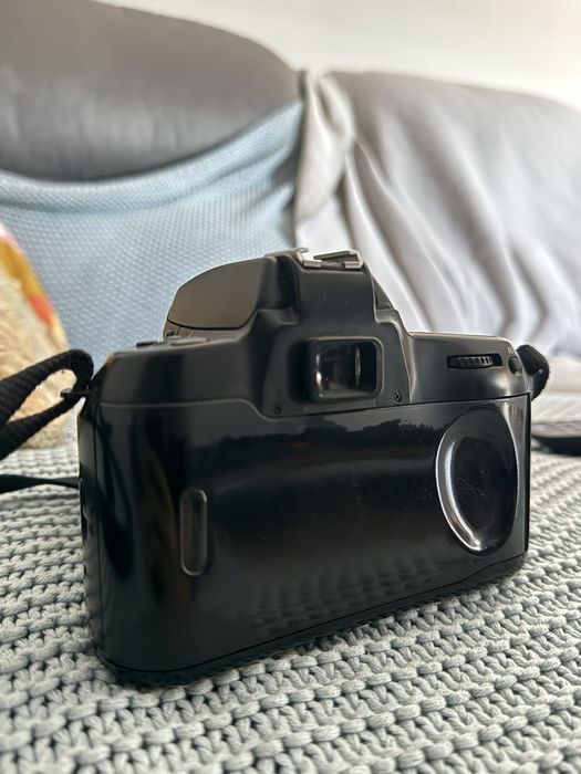 Maquina analogica Nikon F-70