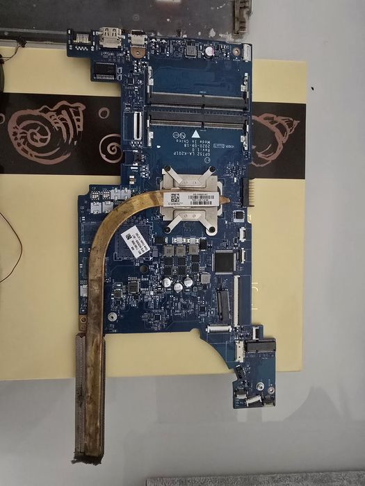 Hp 15-aw3002np pecas