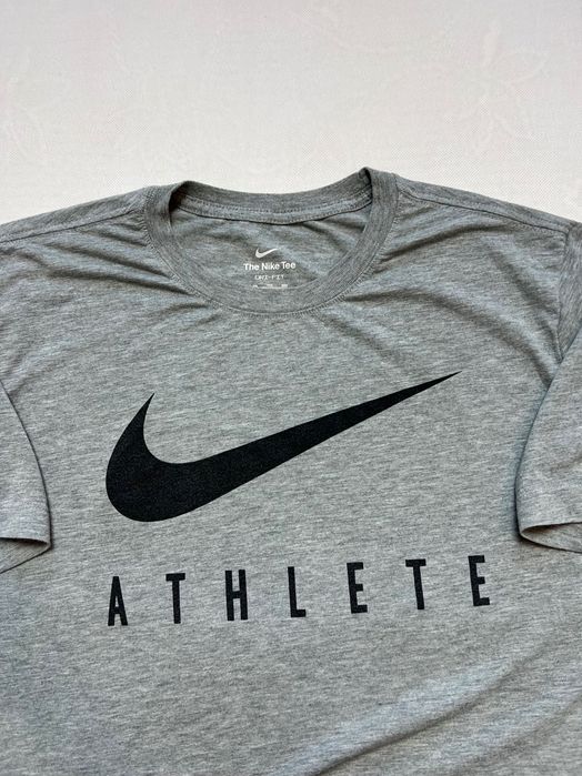 Baggy koszulka Nike Athlete big logo