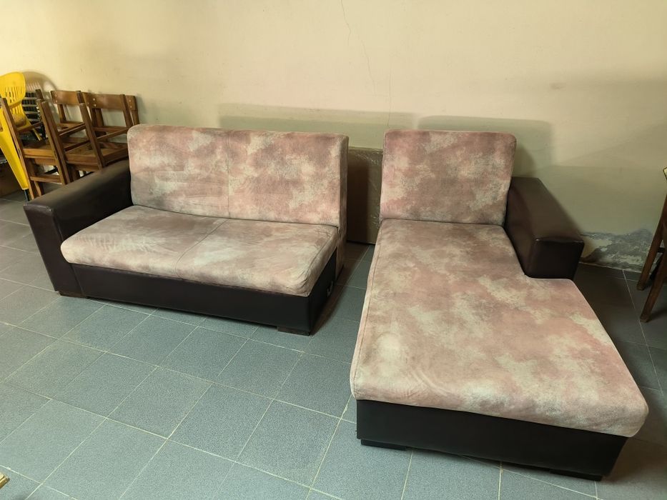 Sofá com Chaise Longue