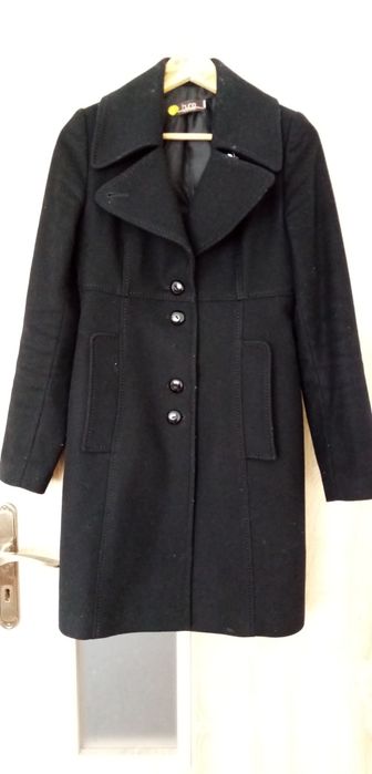 Zimowy płaszczyk damski