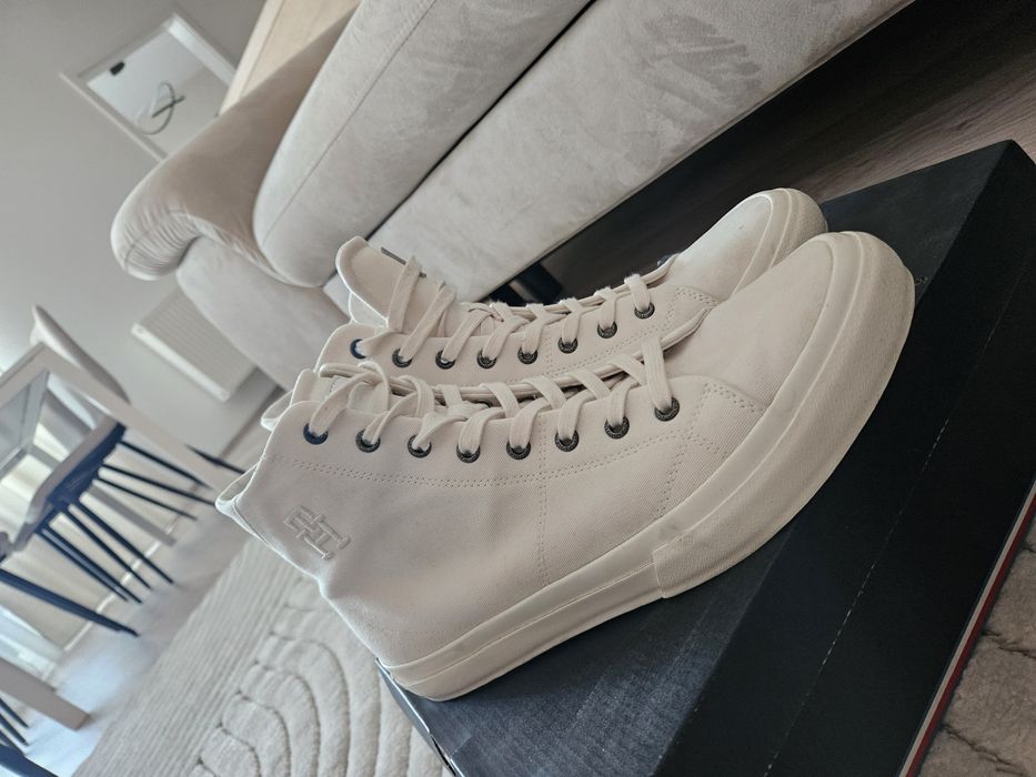 Trampki męskie Tommy Hilfiger 44 kremowe