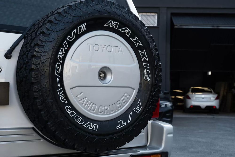 Toyota Land Cruiser 3.0 TD Pack 2