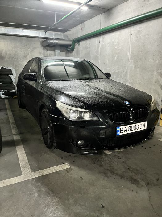 BMW E60 523i автомат