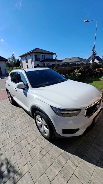 VOLVO XC40 Momentum T3- salon PL/serwis ASO