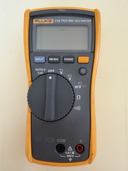 Fluke 114 мультиметр прибор