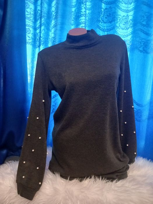 Сукні прямі, гарні, теплі