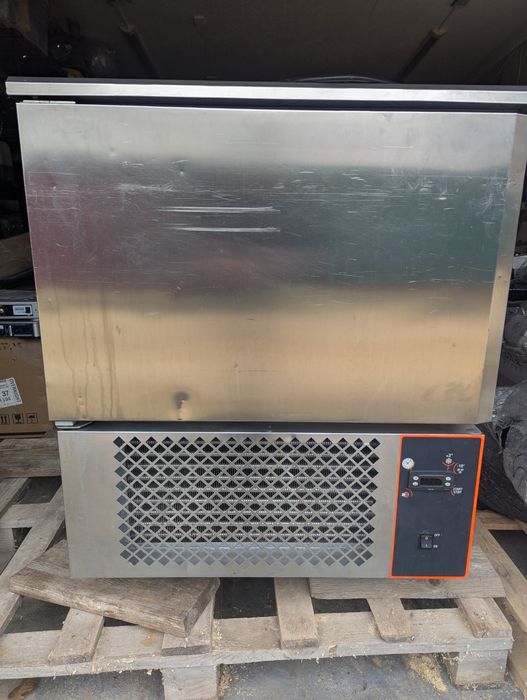 Шкаф шоковой заморозки -18, морозильний шкаф, чиллер