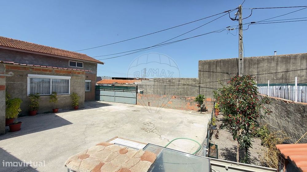 Moradia T2 para venda
