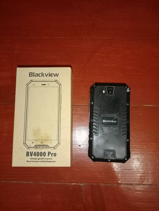 Смартфон Blackview BV4000 Pro