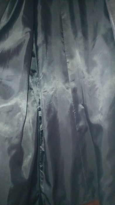 Черный кожаный плащ