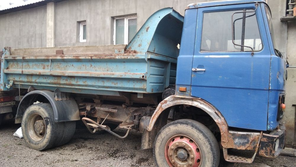 Вантажник МАЗ 551